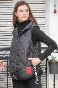 Жилет - Черный - Пуховик Chiccy, черный
