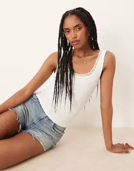 Жилет Gina Tricot с кружевной отделкой, кремового цвета