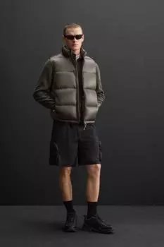 Жилет из 100% пухо-перьевого фугу ZARA, цвет Grey green