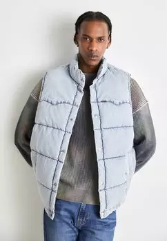 Жилет Levi's WESTERN SUPER PUFFER, цвет Marion