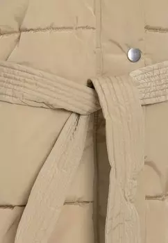 Жилет LUCIANO Daniel Hills, молочный