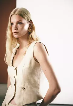 Жилет MIT KURZER FORM OXXO, бежевый