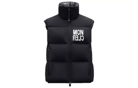 Жилет мужской черный Moncler