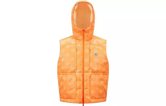 Жилет мужской оранжевый Moncler