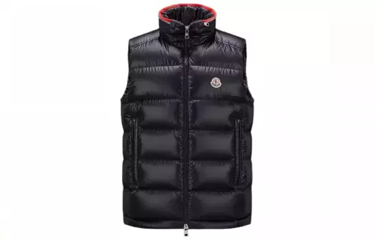 Жилет мужской темно-синий Moncler