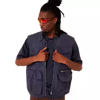 Жилет Oakley Reserve utility, серый