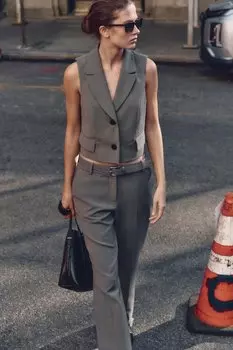 Жилет с клапаном ZARA, серый мергель