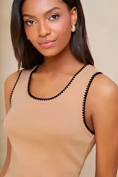 Жилет с круглым вырезом и отделкой Whipstitch Lipsy, коричневый