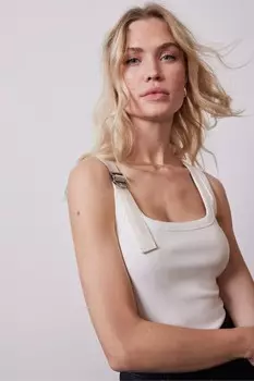 Жилет с широким вырезом и декоративными деталями Mint Velvet, белый