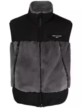 Жилет Sherpa с нашивкой-логотипом Comme des Garons Homme, серый