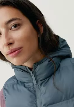 Жилет Tarik Born Living Yoga, жесть