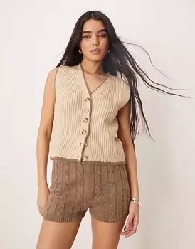 Жилет вязаный ASOS DESIGN светло-бежевого цвета с лангетным узором