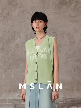 Жилет жаккардовый MSlan 24 с контрастными буквами и v-образным вырезом, черный