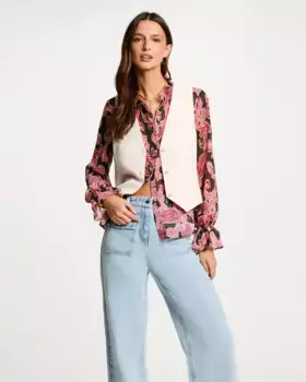 Жилет женский однотонный с застежкой на пуговицы Morgan, цвет Crudo