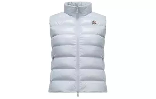 Жилет женский светло-голубой Moncler