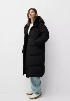 Зимнее пальто Bershka, черный