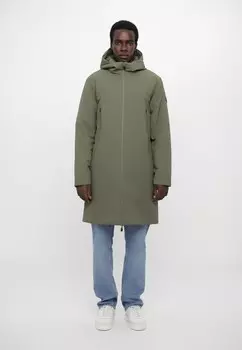 Зимнее пальто CABAN EA7 Emporio Armani, зеленый