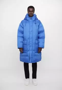 Зимнее пальто EA7 Emporio Armani, синий