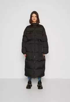 Зимнее пальто LONG LINE BELTED PUFFER Good American, черный
