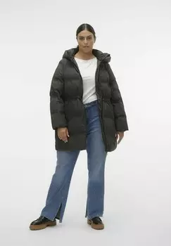 Зимнее пальто Vero Moda Curve, темно-зеленый
