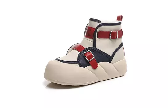 Зимние ботинки женские Pooq, цвет Black/Gold