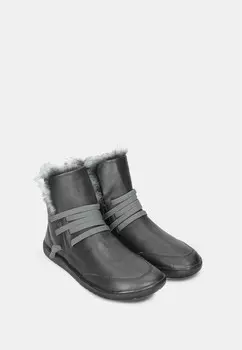 Зимние сапоги Bata, черный