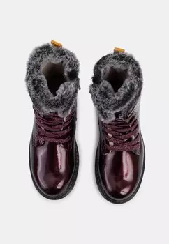 Зимние сапоги Bata, красный