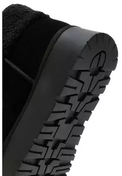 Зимние сапоги Derimod, черный