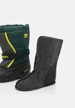 Зимние сапоги YOUTH FLURRY UNISEX Sorel, зеленый