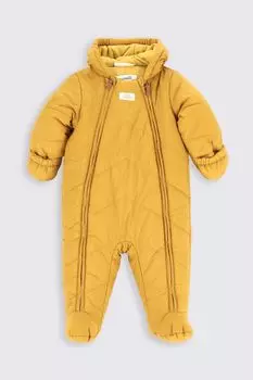 Зимний комбинезон Coccodrillo медового цвета с закрытыми ножками и капюшоном