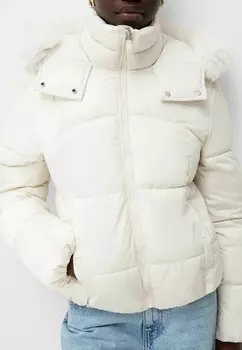 Зимняя куртка Bershka, белый