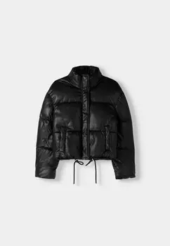 Зимняя куртка Bershka, черный
