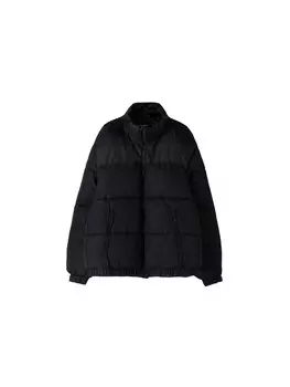 Зимняя куртка Bershka, черный