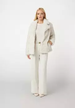 Зимняя куртка Guess, белый