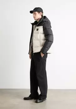 Зимняя куртка HOODED COLOR BLOCK PUFFER Calvin Klein, черный