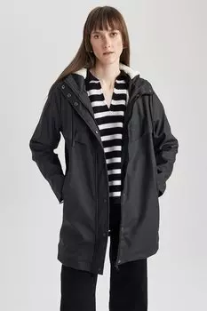 Зимняя куртка из экокожи на подкладке из эко-пуха Defacto, черный