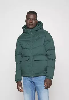 Зимняя куртка Jack & Jones JORVESTERBRO PUFFER SN, волшебный лес