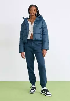 Зимняя куртка Nike, синий