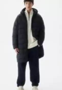 Зимняя куртка Pull&Bear, черный