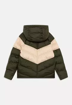 Зимняя куртка UNISEX Nike Sportswear, зеленый