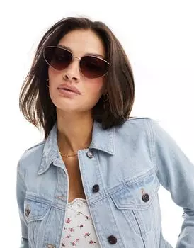 Золотистые солнцезащитные очки "кошачий глаз" в металлической оправе New Look