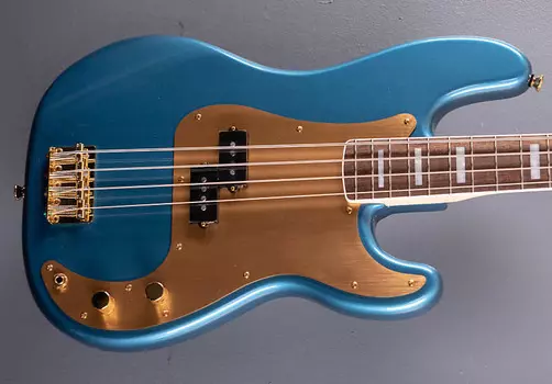 Золотое издание Precision Bass, посвященное 40 летию, — синий цвет Лейк-Плэсид Squier 40th Anniversary Precision Bass Edition - Lake Placid