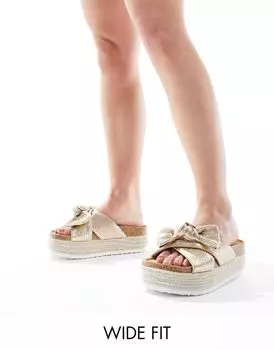 Золотые сандалии на плоской подошве с бантом ASOS DESIGN Wide Fit