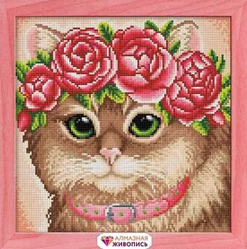 Алмазная вышивка «Кошка в веночке»