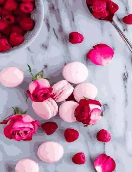 Картина по номерам «Макаруны и розы»