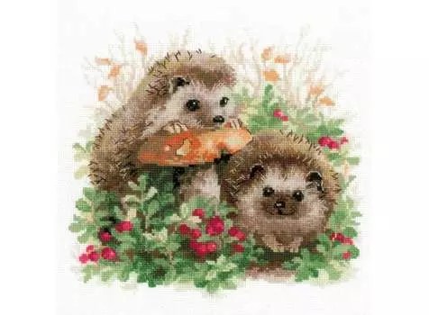 Набор для вышивания «Ёжики в бруснике»