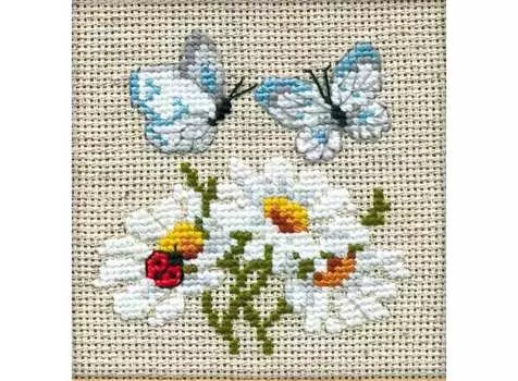 Набор для вышивания «Ромашки»