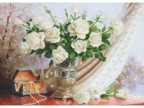 Набор вышивки бисером «Белые розы»