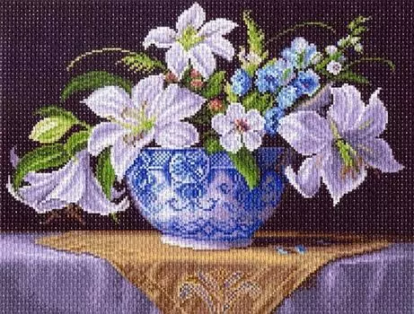 Рисунок на ткани «Белые лилии»