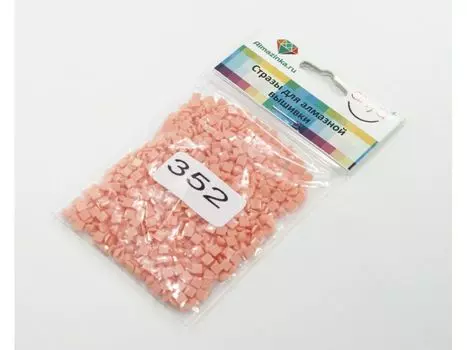 Стразы для мозаики 352